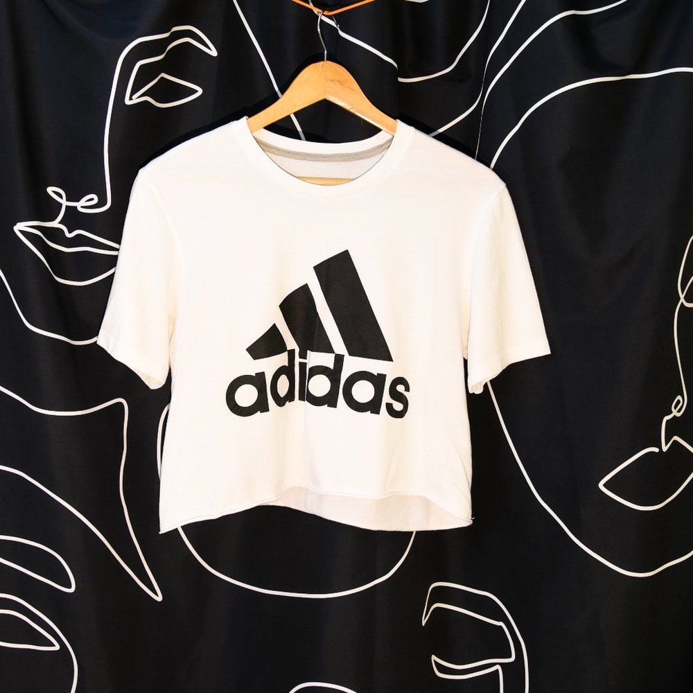 ADIDAS cropped white tee!